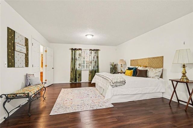 958 Redan Crescent Drive, Stone Mountain, GA 30088