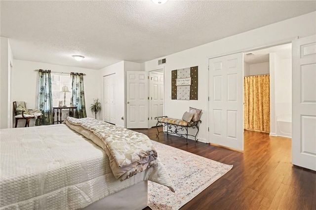 958 Redan Crescent Drive, Stone Mountain, GA 30088