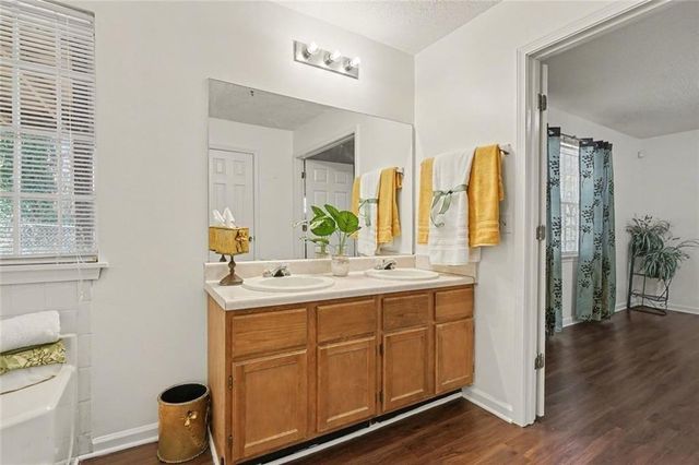 958 Redan Crescent Drive, Stone Mountain, GA 30088