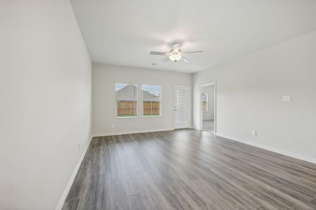 519 Ridgedale Drive, Mckinney, TX 75071