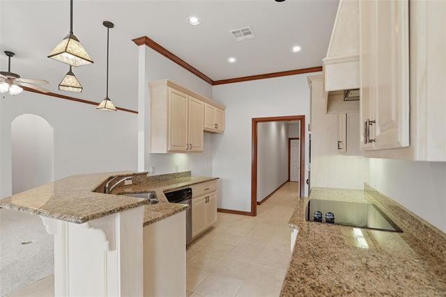 12508 Chateaux Road, Oklahoma City, OK 73142