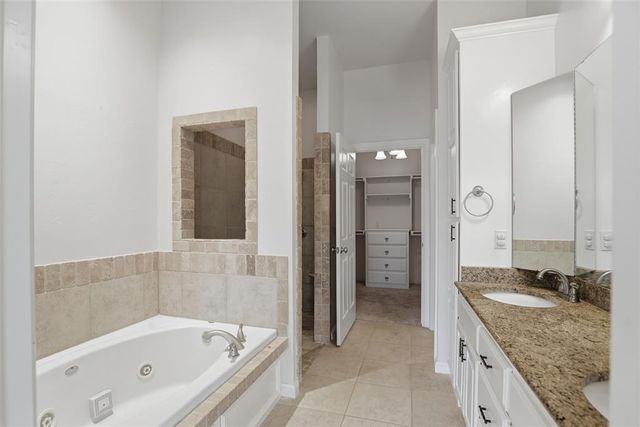 12508 Chateaux Road, Oklahoma City, OK 73142