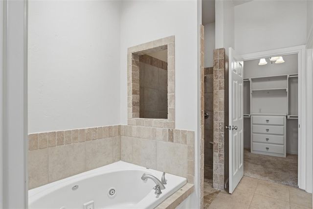 12508 Chateaux Road, Oklahoma City, OK 73142