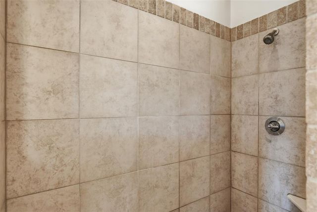 12508 Chateaux Road, Oklahoma City, OK 73142