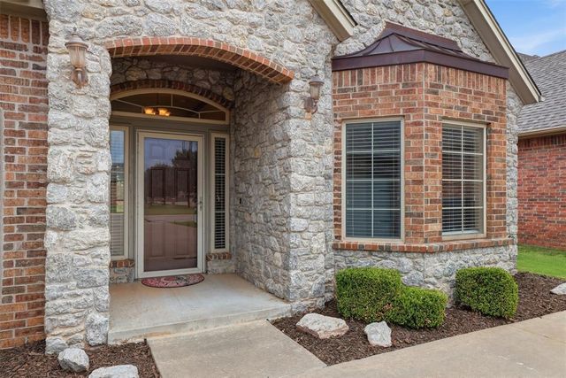 12508 Chateaux Road, Oklahoma City, OK 73142