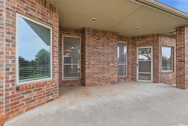 12508 Chateaux Road, Oklahoma City, OK 73142