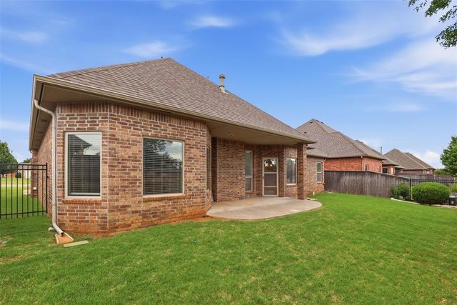 12508 Chateaux Road, Oklahoma City, OK 73142