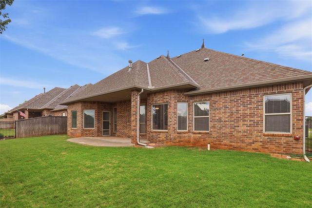 12508 Chateaux Road, Oklahoma City, OK 73142