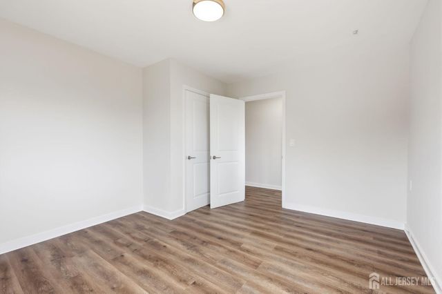 2 Kendall Drive, Parlin, NJ 08859