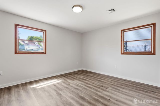 2 Kendall Drive, Parlin, NJ 08859