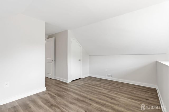 2 Kendall Drive, Parlin, NJ 08859
