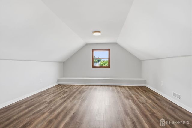 2 Kendall Drive, Parlin, NJ 08859