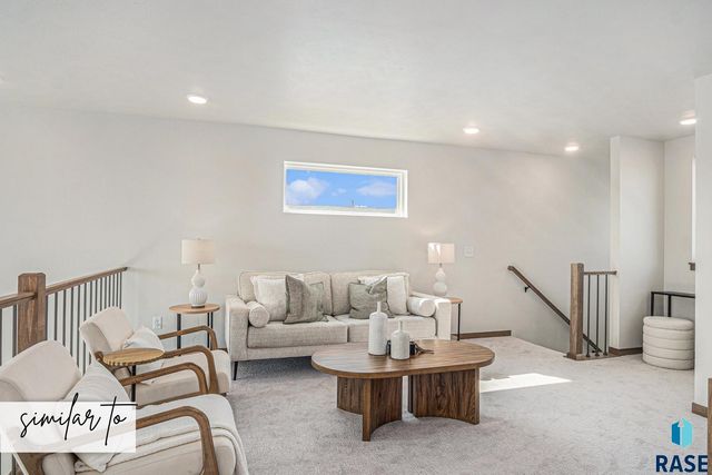 6207 S Ruby Jean Pl Place, Sioux Falls, SD 57108