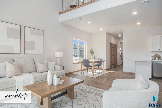 6207 S Ruby Jean Pl Place, Sioux Falls, SD 57108