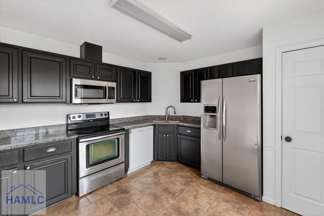 1950 Woking Court, Hinesville, GA 31313