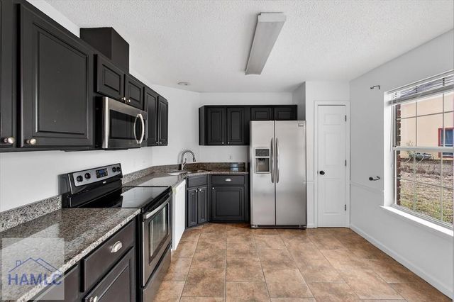 1950 Woking Court, Hinesville, GA 31313