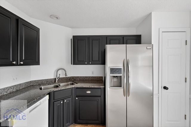 1950 Woking Court, Hinesville, GA 31313