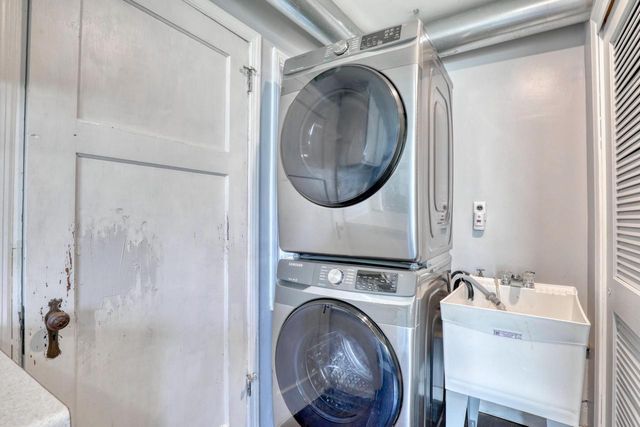 6332 W Bennett AVENUE, Milwaukee, WI 53219