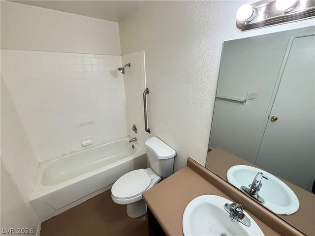 6940 Hopkins Drive A, Las Vegas, NV 89156