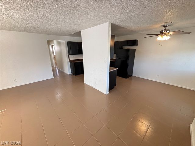 6940 Hopkins Drive A, Las Vegas, NV 89156