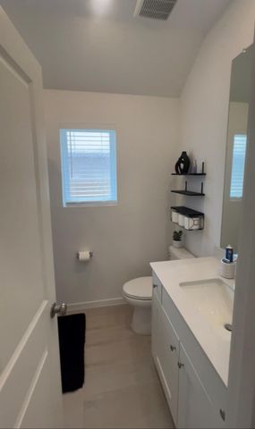 2219 Graycliff Estate Ln, League City, TX 77573