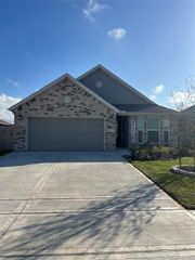 2219 Graycliff Estate Ln, League City, TX 77573