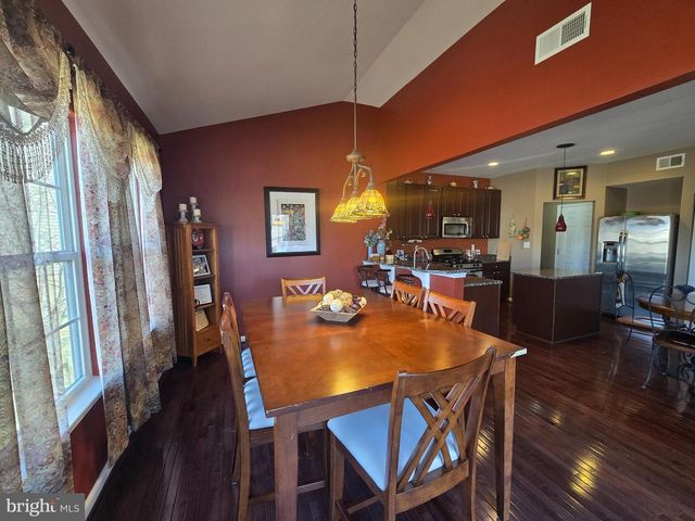 85 MALEK DR, Hanover, PA 17331