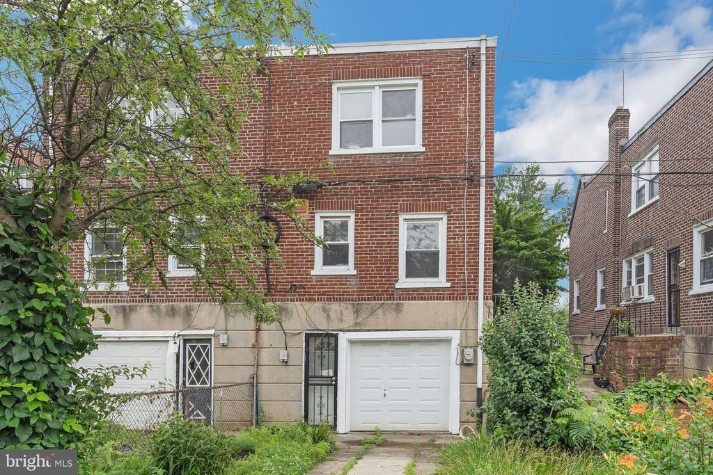 1505 E BARRINGER STREET, Philadelphia, PA 19150