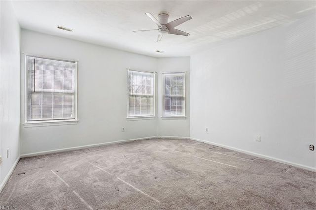 13 Golden Willow CIR, Hampton, VA 23666