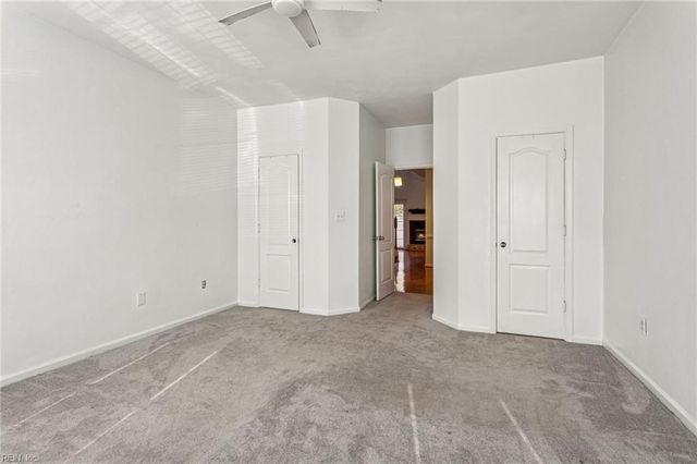 13 Golden Willow CIR, Hampton, VA 23666