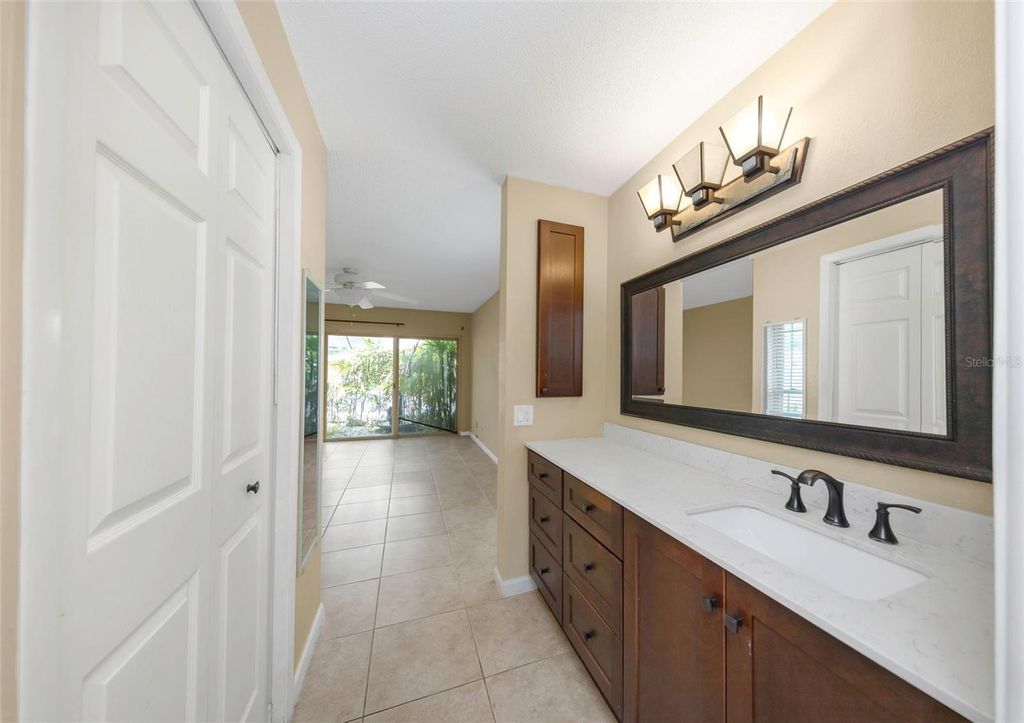 Image 18 of property listing at 3582 FAIRWAY FOREST DRIVE, Palm Harbor, FL 34685