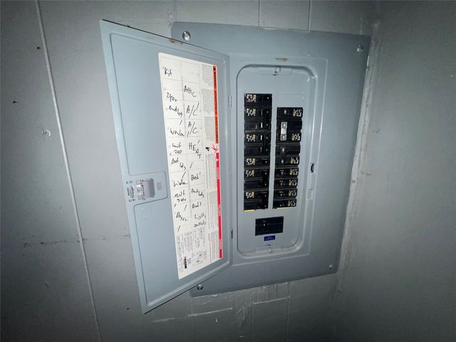 4113 Ave N, Fort Worth, TX 76105