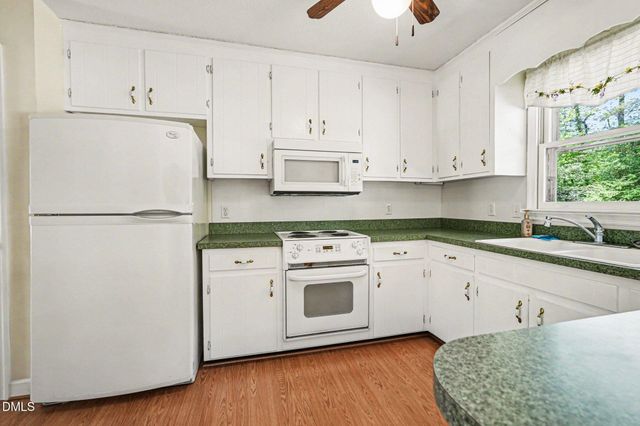 8612 Maidstone Court, Raleigh, NC 27613