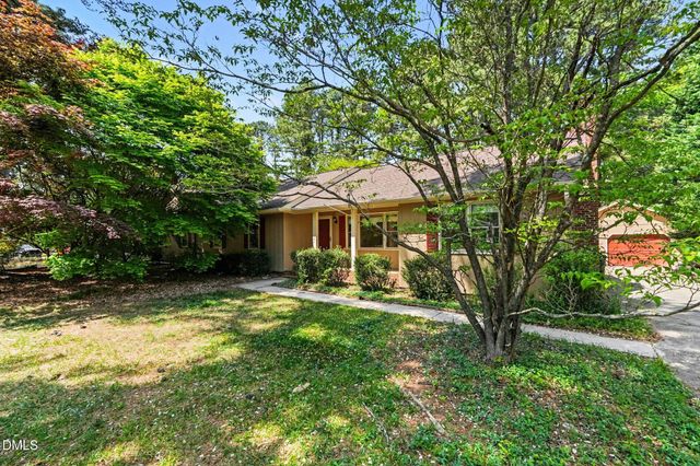 8612 Maidstone Court, Raleigh, NC 27613