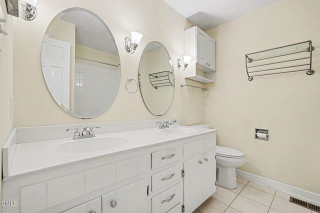 8612 Maidstone Court, Raleigh, NC 27613