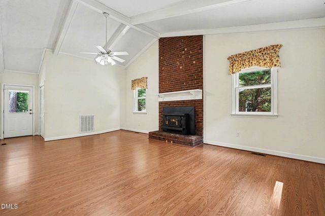 8612 Maidstone Court, Raleigh, NC 27613