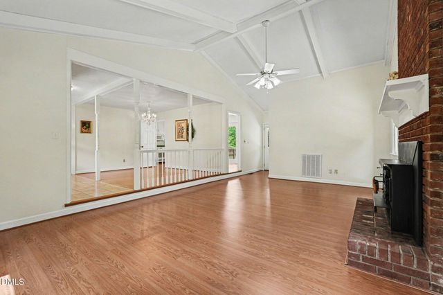 8612 Maidstone Court, Raleigh, NC 27613