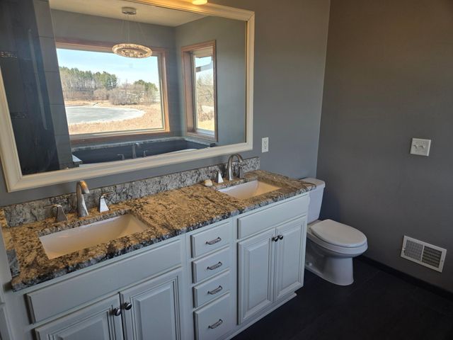 502 Pond View Drive SE, Lonsdale, MN 55046