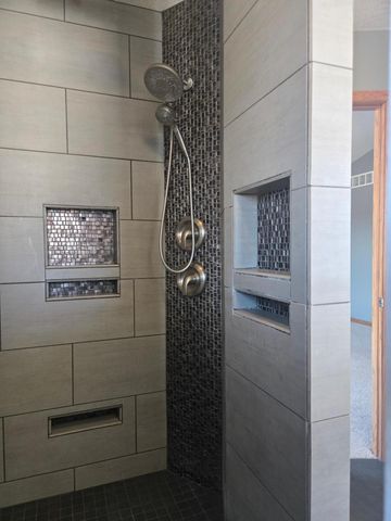 502 Pond View Drive SE, Lonsdale, MN 55046