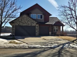 502 Pond View Drive SE, Lonsdale, MN 55046