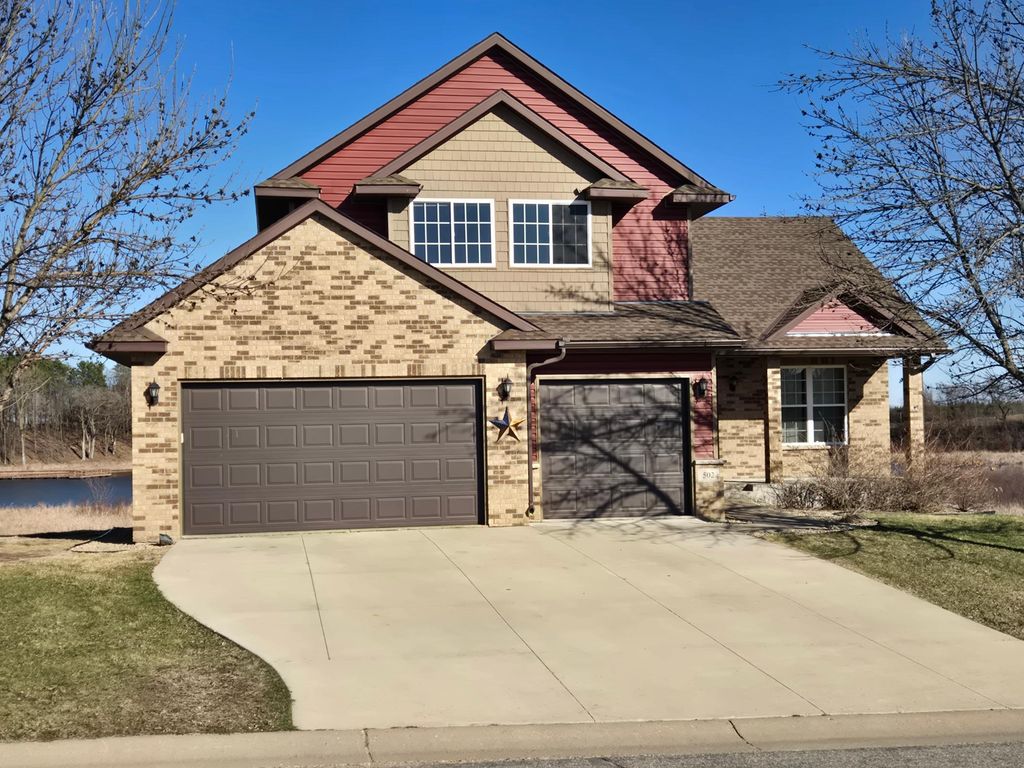 502 Pond View Drive SE, Lonsdale, MN 55046