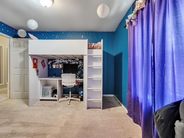 213 Valley Brook Drive, La Porte, TX 77571