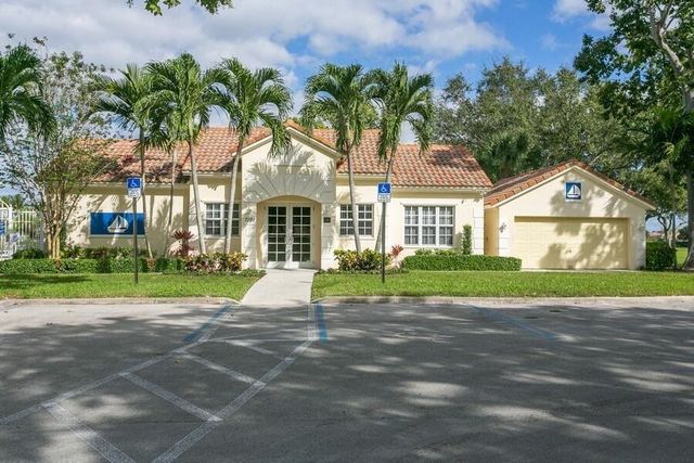 6602 Geneva Street, Lake Worth, FL 33467