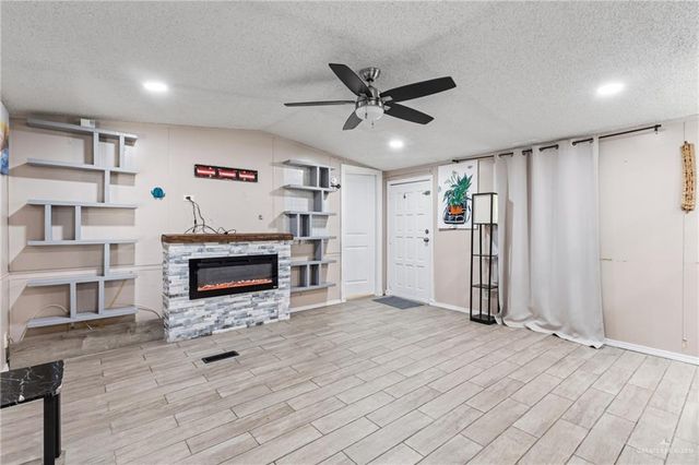 48 Gladiola Street, Alamo, TX 78516