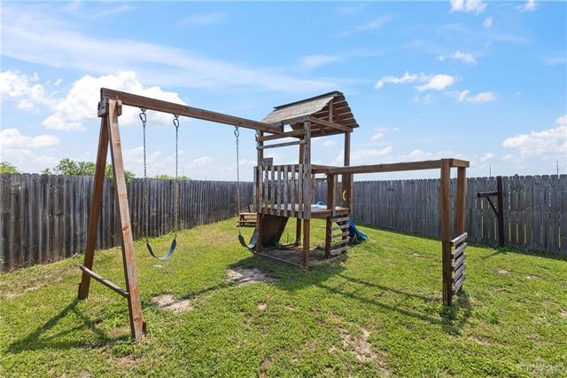48 Gladiola Street, Alamo, TX 78516