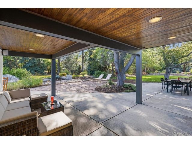 5001 Bow Mar Dr, Littleton, CO 80123