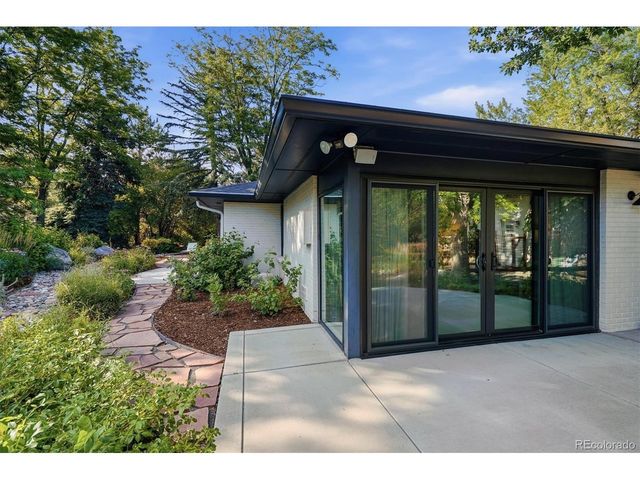 5001 Bow Mar Dr, Littleton, CO 80123