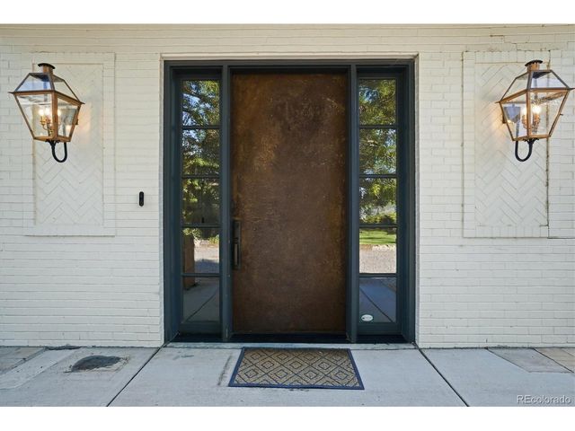 5001 Bow Mar Dr, Littleton, CO 80123