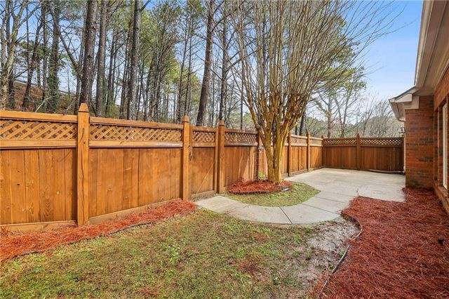 125 Westchester SE Drive, Smyrna, GA 30082