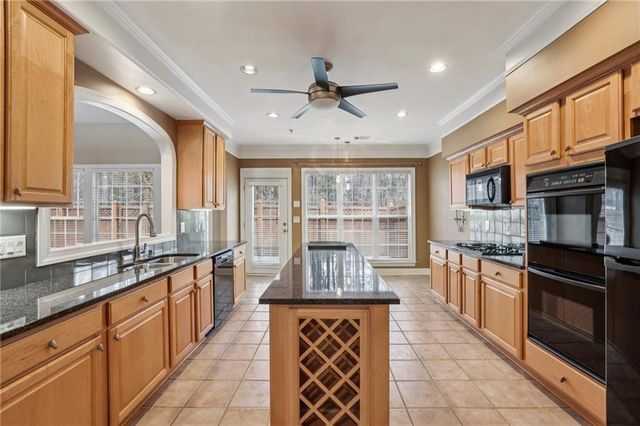 125 Westchester SE Drive, Smyrna, GA 30082